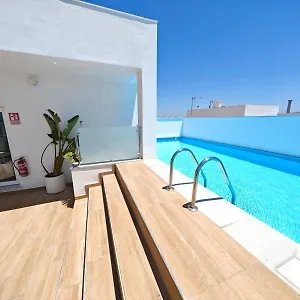 Nuevo En Primera Planta A Con Piscina Barbate