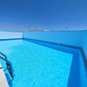 A Estrenar En Planta Primera B Con Piscina Barbate